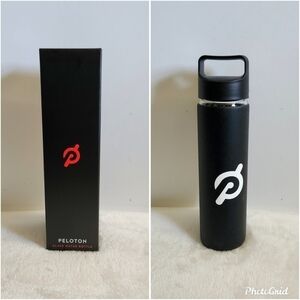 Peloton Black White Clear Glass Water Bottle Silicone Sleeve Screw Top 16 Oz